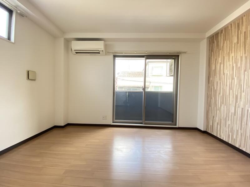 クリアエスト尼崎の物件内観写真