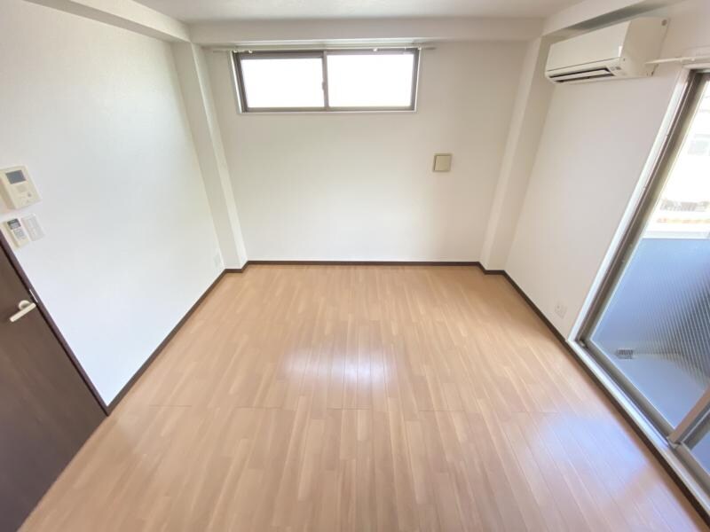 クリアエスト尼崎の物件内観写真