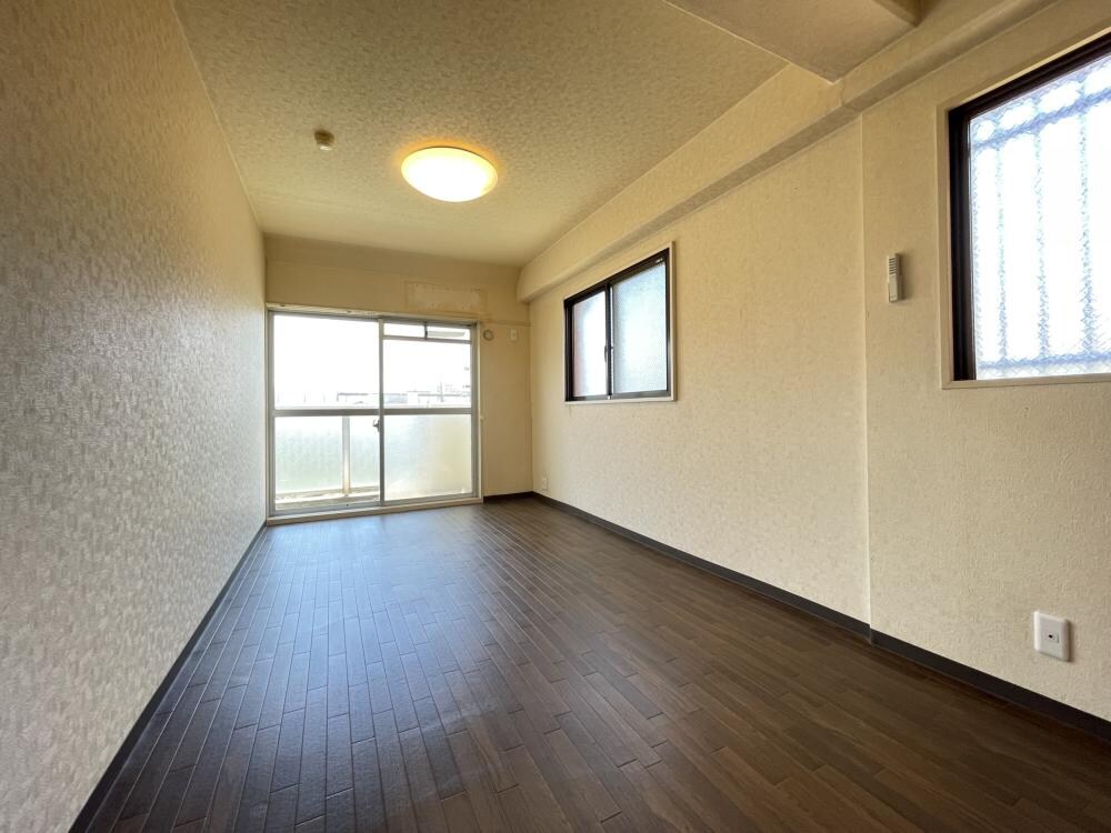 クリアレジデンス塚口の物件内観写真