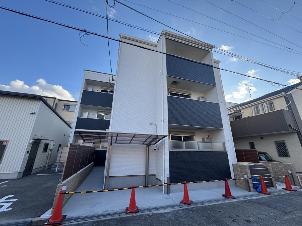 クリエオーレ崇徳院の物件外観写真