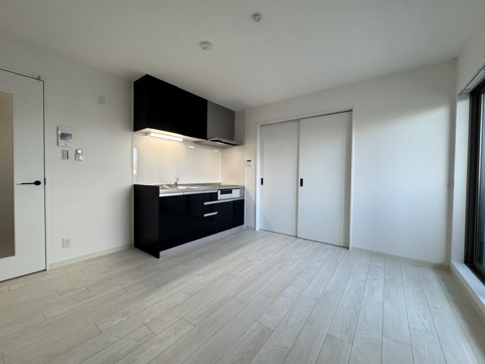 クリエオーレ崇徳院の物件内観写真