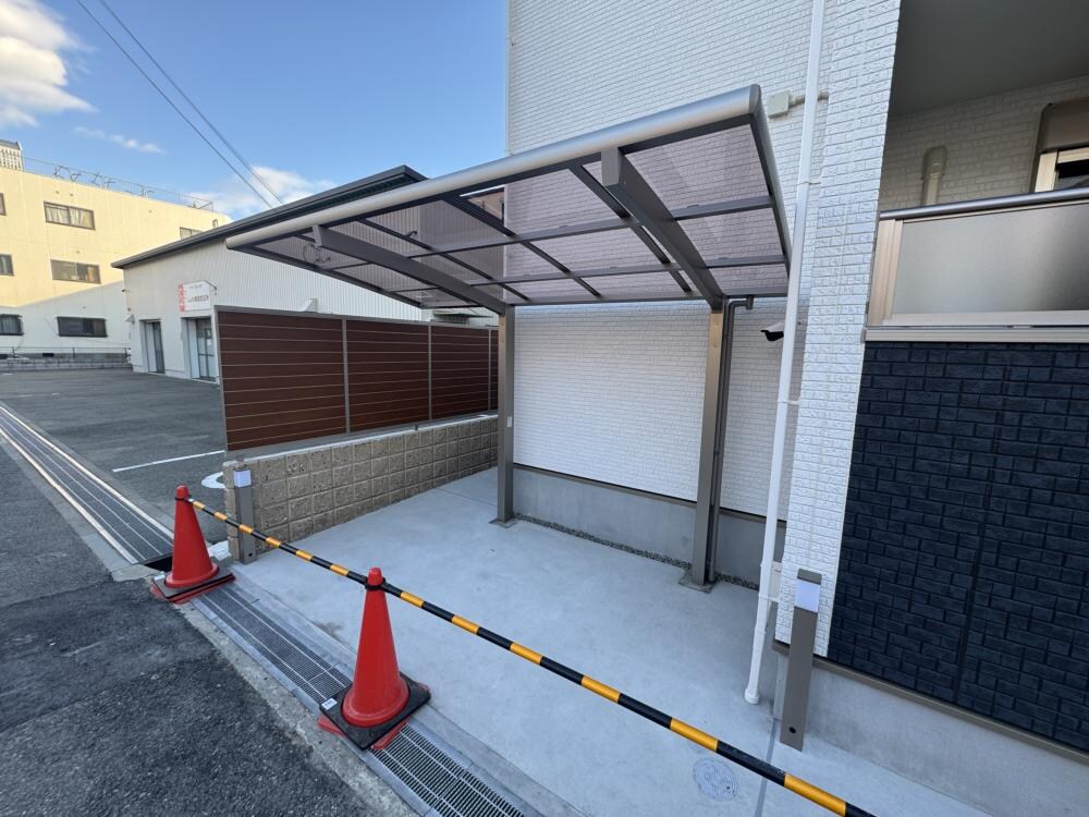 クリエオーレ崇徳院の物件外観写真