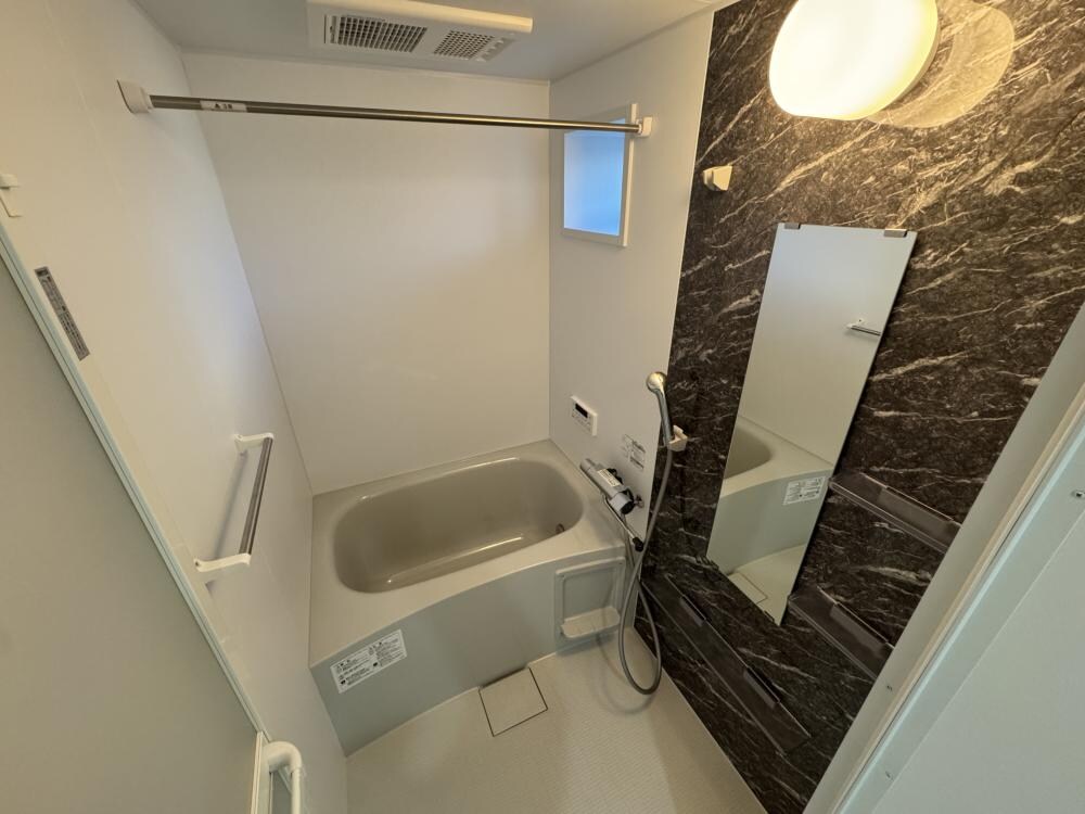 クリエオーレ崇徳院の物件内観写真