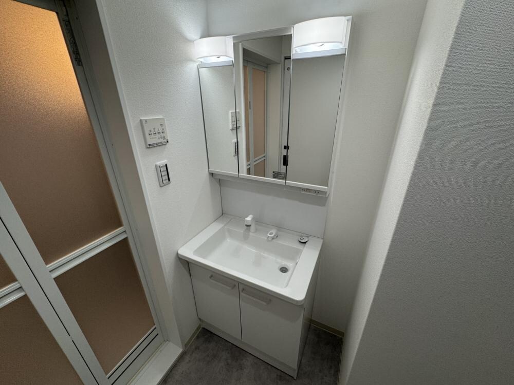 クリエオーレ崇徳院の物件内観写真