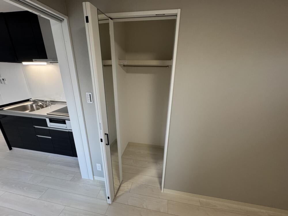 クリエオーレ崇徳院の物件内観写真