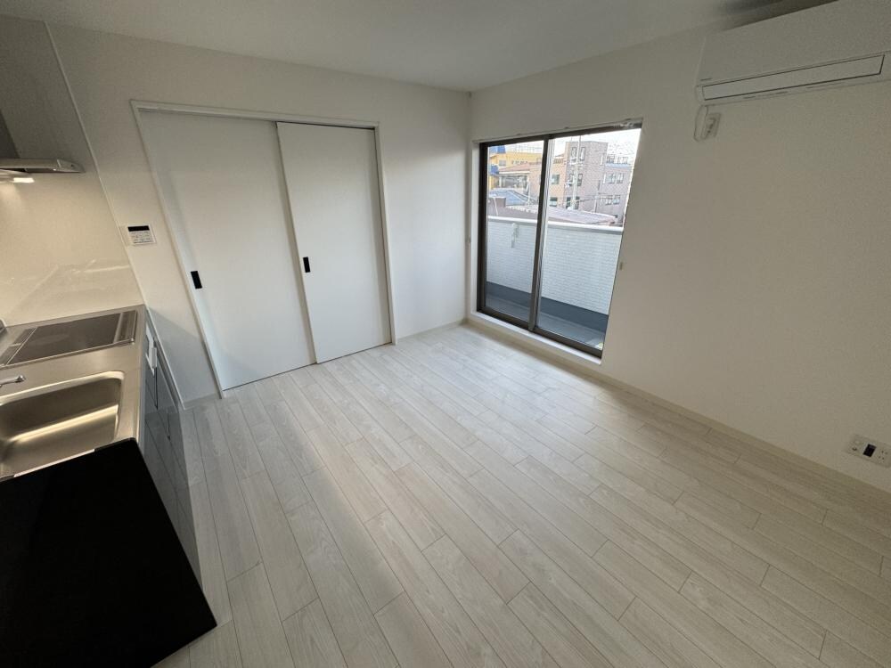 クリエオーレ崇徳院の物件内観写真