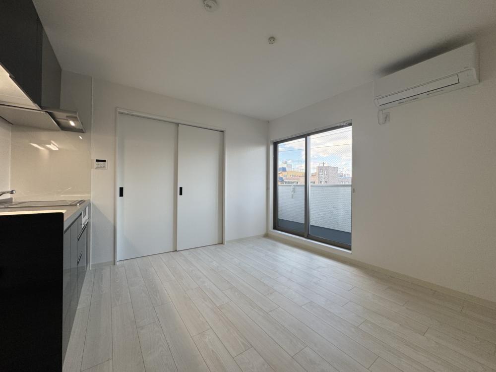 クリエオーレ崇徳院の物件内観写真