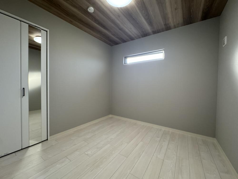 クリエオーレ崇徳院の物件内観写真