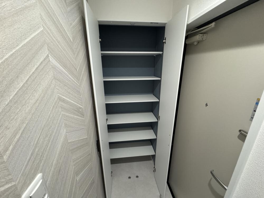 クリエオーレ崇徳院の物件内観写真