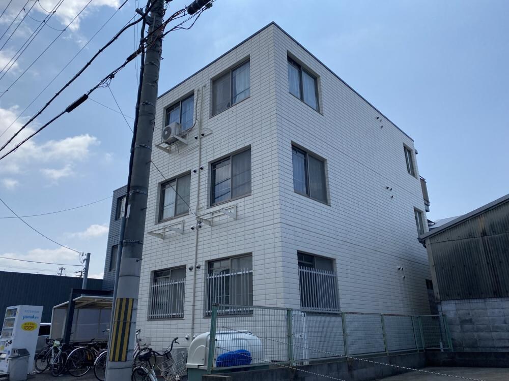 グローリー桂の物件外観写真