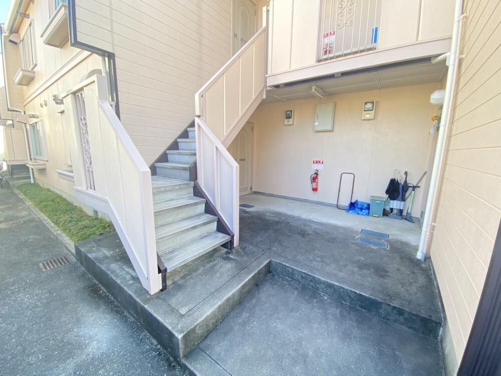 コーポラス武庫の物件外観写真