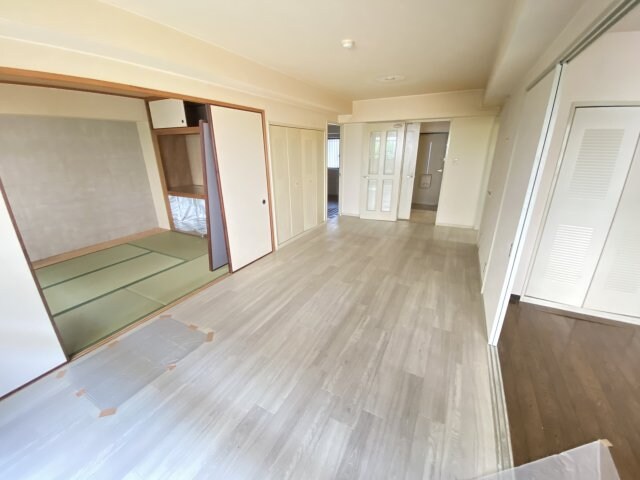 シャン・ド・フルールの物件内観写真