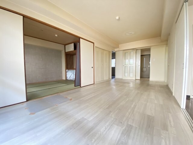 シャン・ド・フルールの物件内観写真