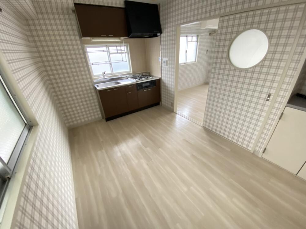 ジュエリーウォールの物件内観写真