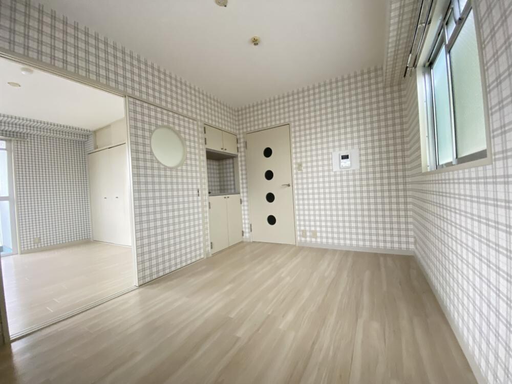 ジュエリーウォールの物件内観写真