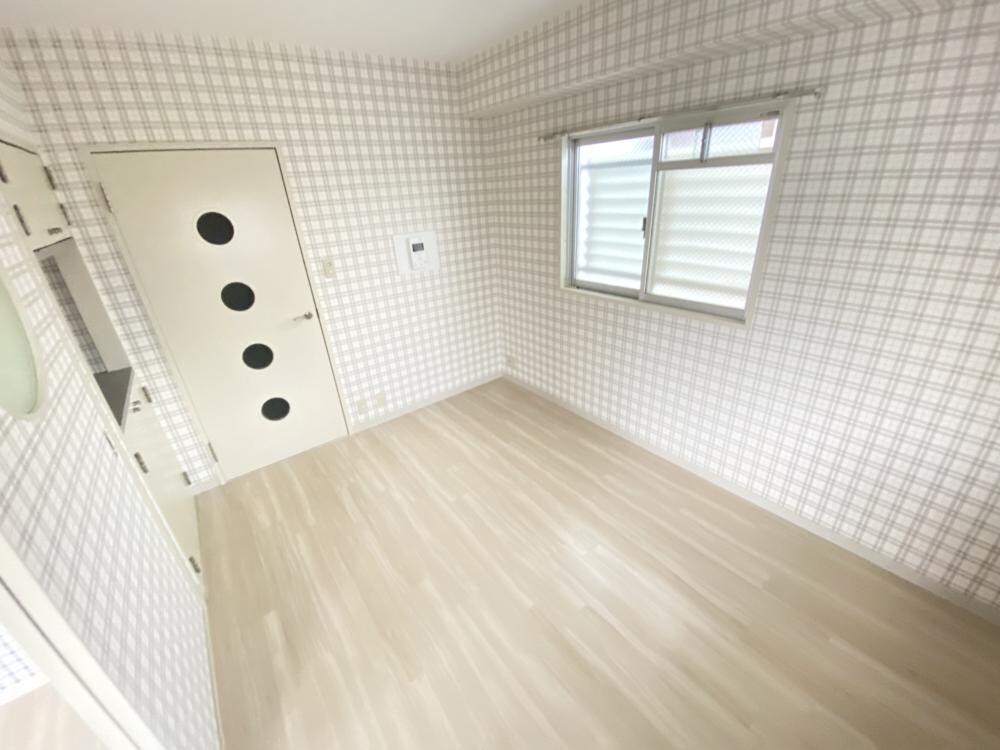 ジュエリーウォールの物件内観写真