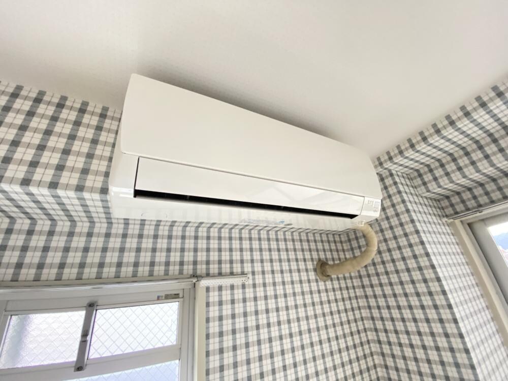 ジュエリーウォールの物件内観写真