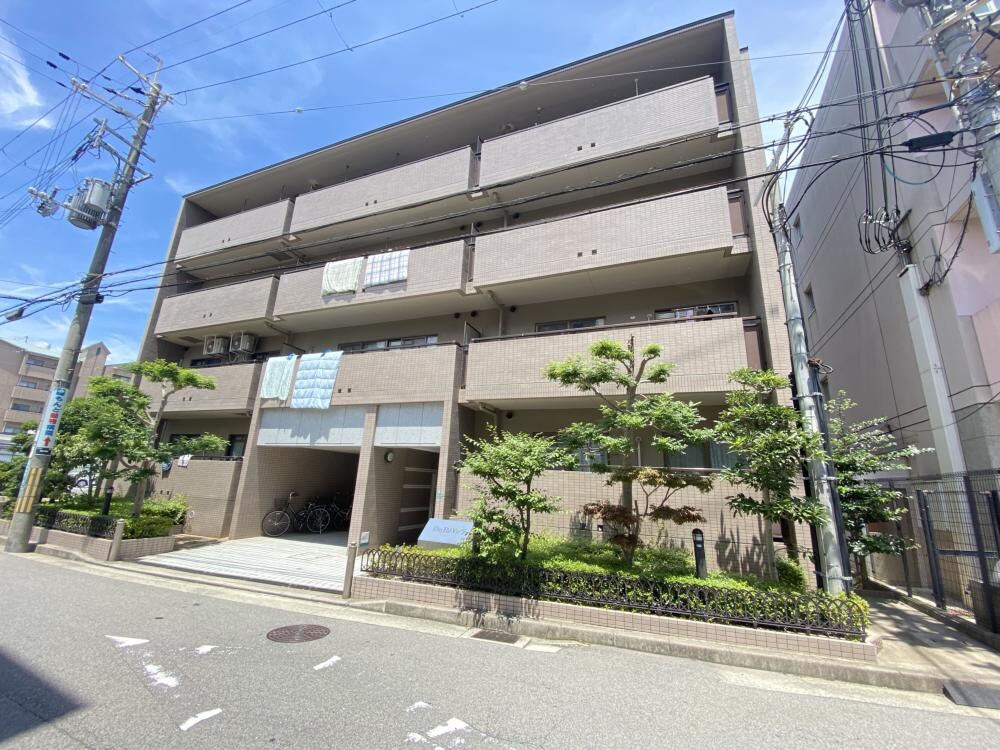 ドゥ・レーヴの物件外観写真