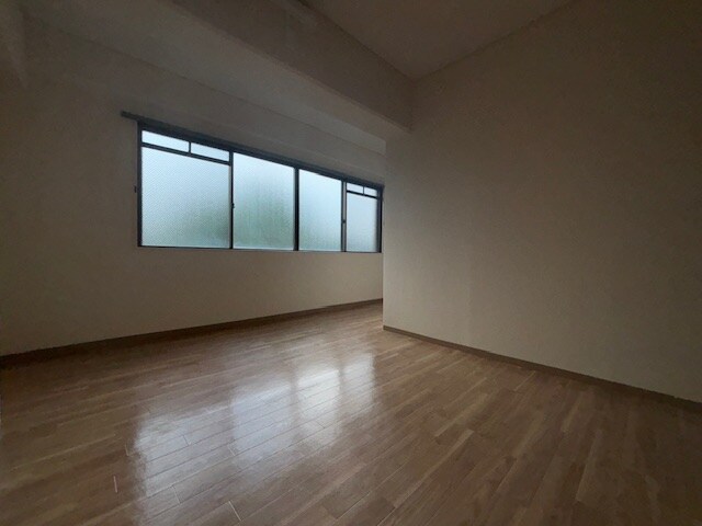 パークハイツ杭瀬の物件内観写真