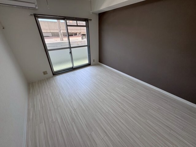 シャトラン弓木三番館の物件内観写真