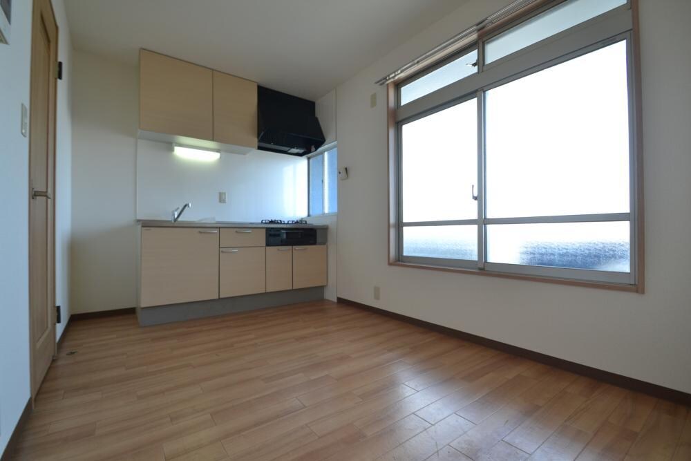 プラザハイツの物件内観写真