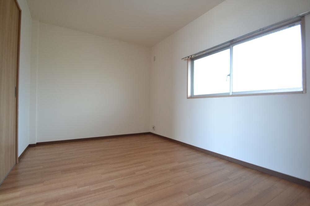 プラザハイツの物件内観写真