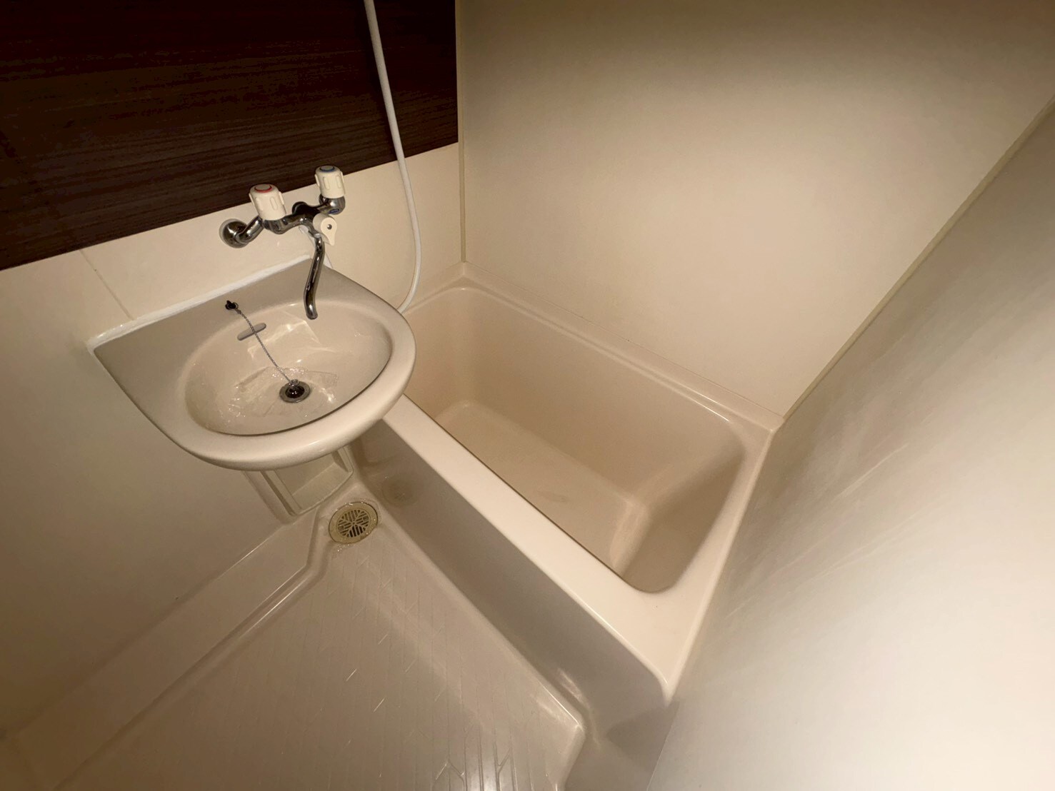 シャトラン弓木三番館の物件内観写真