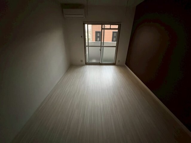 シャトラン弓木三番館の物件内観写真