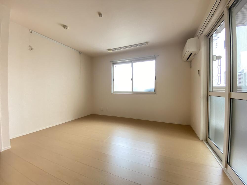 フローリッシュの物件内観写真