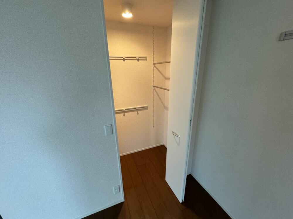 ミナスティリスの物件内観写真