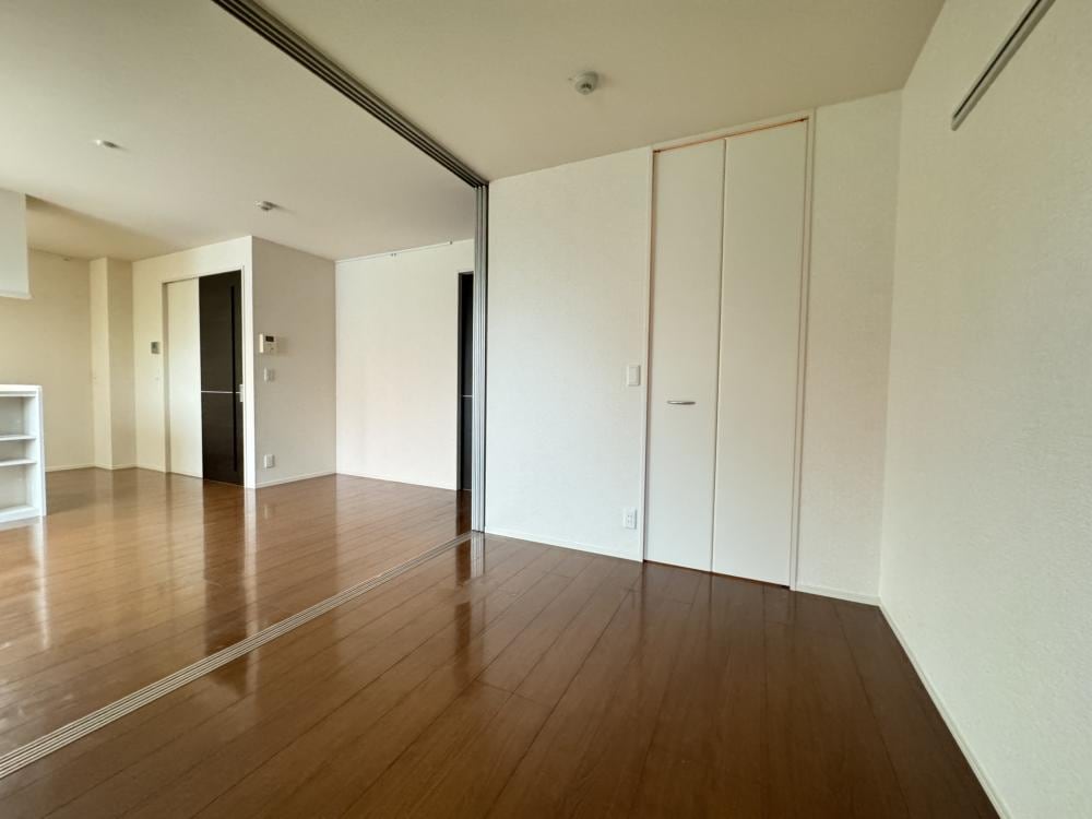 ミナスティリスの物件内観写真