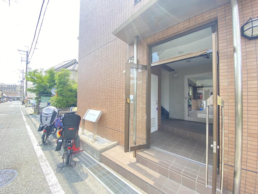 メゾンシャルムの物件外観写真