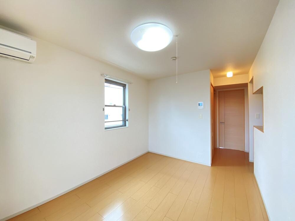 ヒルサイドウエガハラの物件内観写真