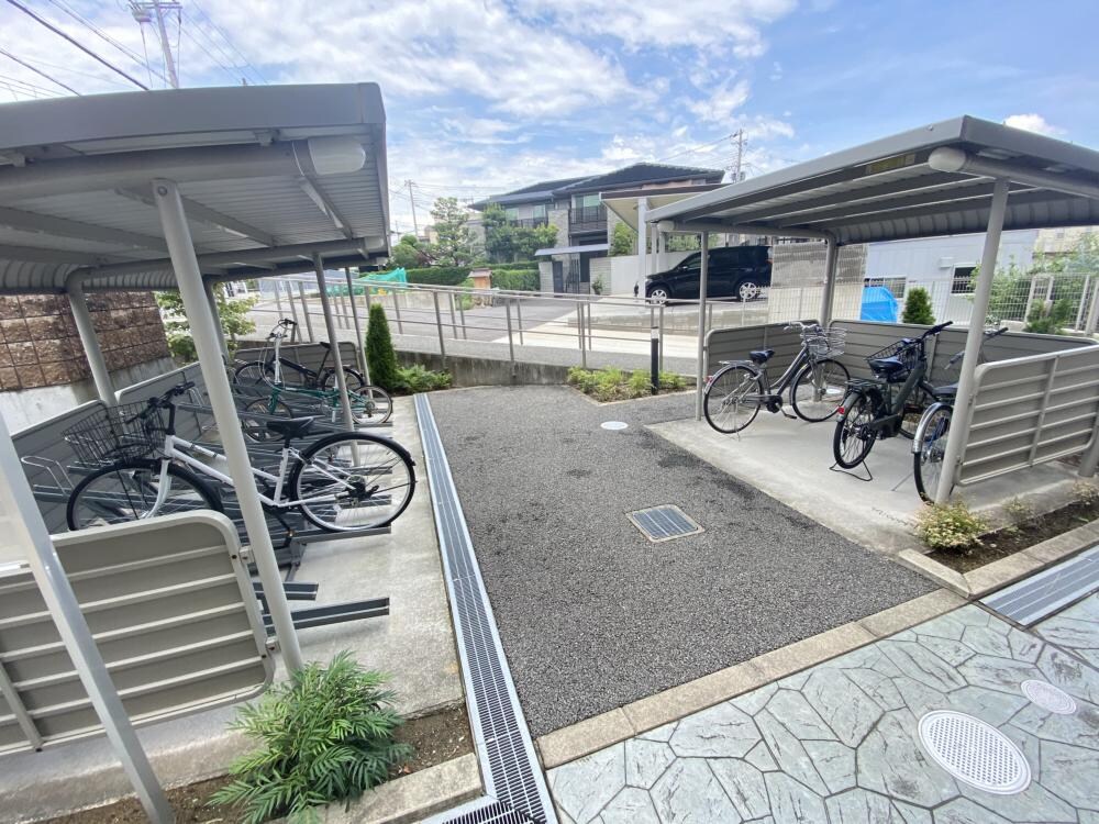 ヒルサイドウエガハラの物件外観写真