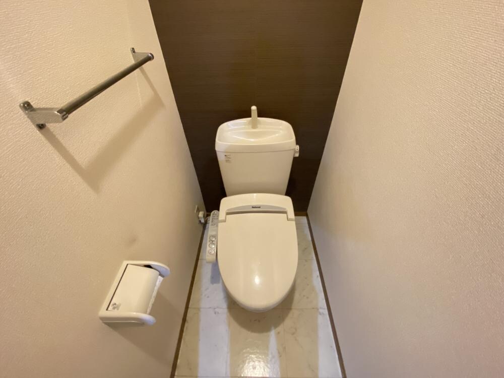 ライフランドスケープA棟の物件内観写真