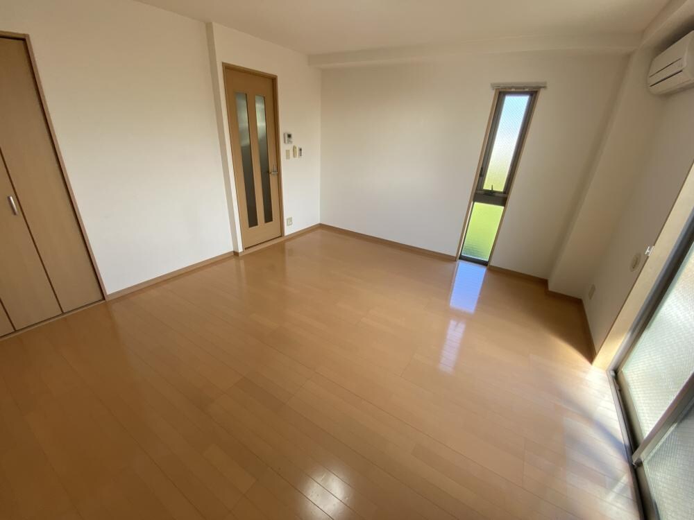 アンプルールフェールフリージアの物件内観写真