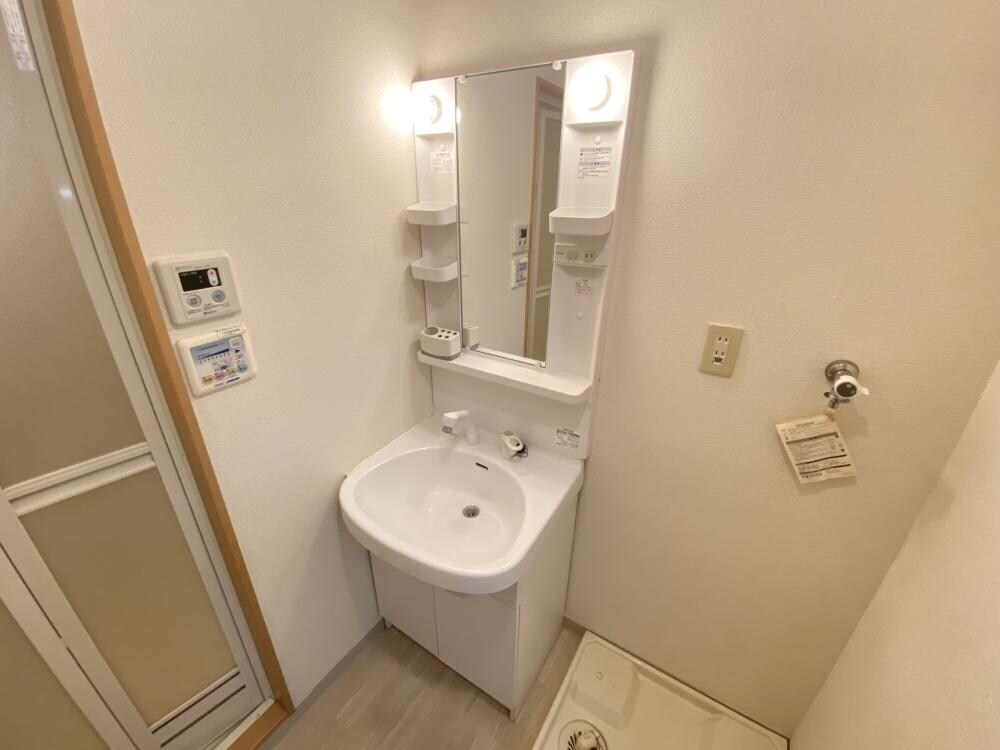 アンプルールフェールフリージアの物件内観写真