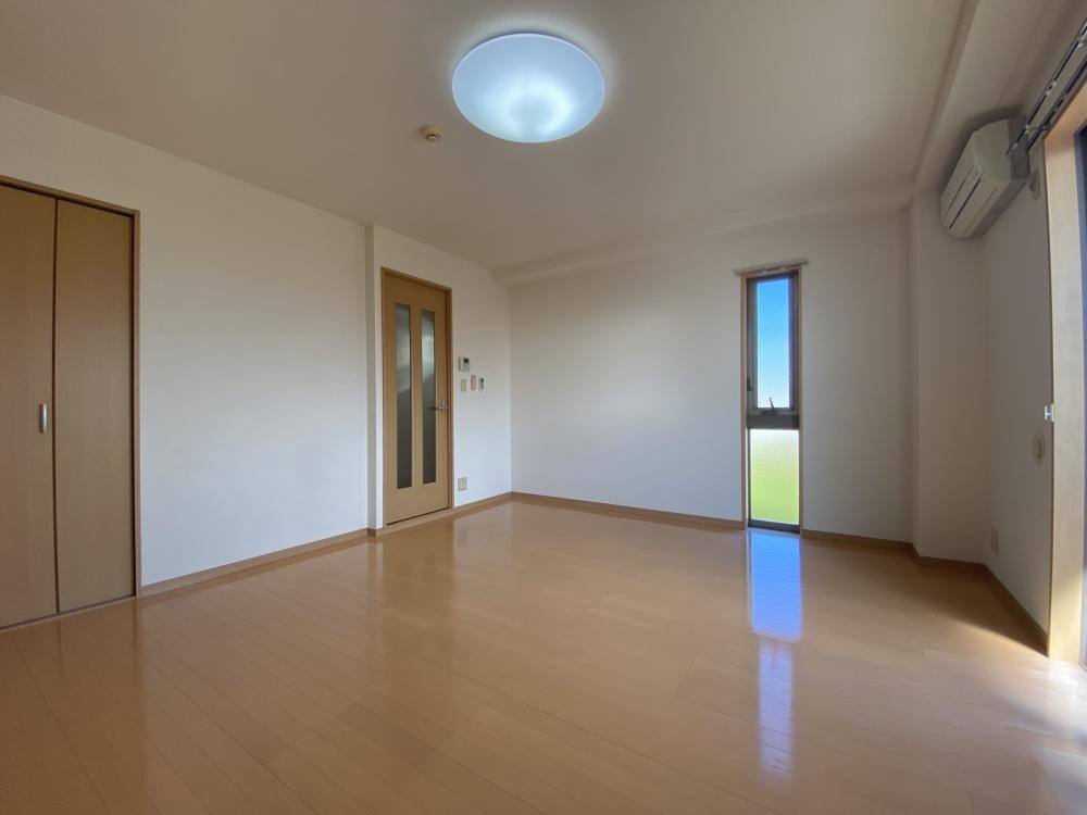 アンプルールフェールフリージアの物件内観写真