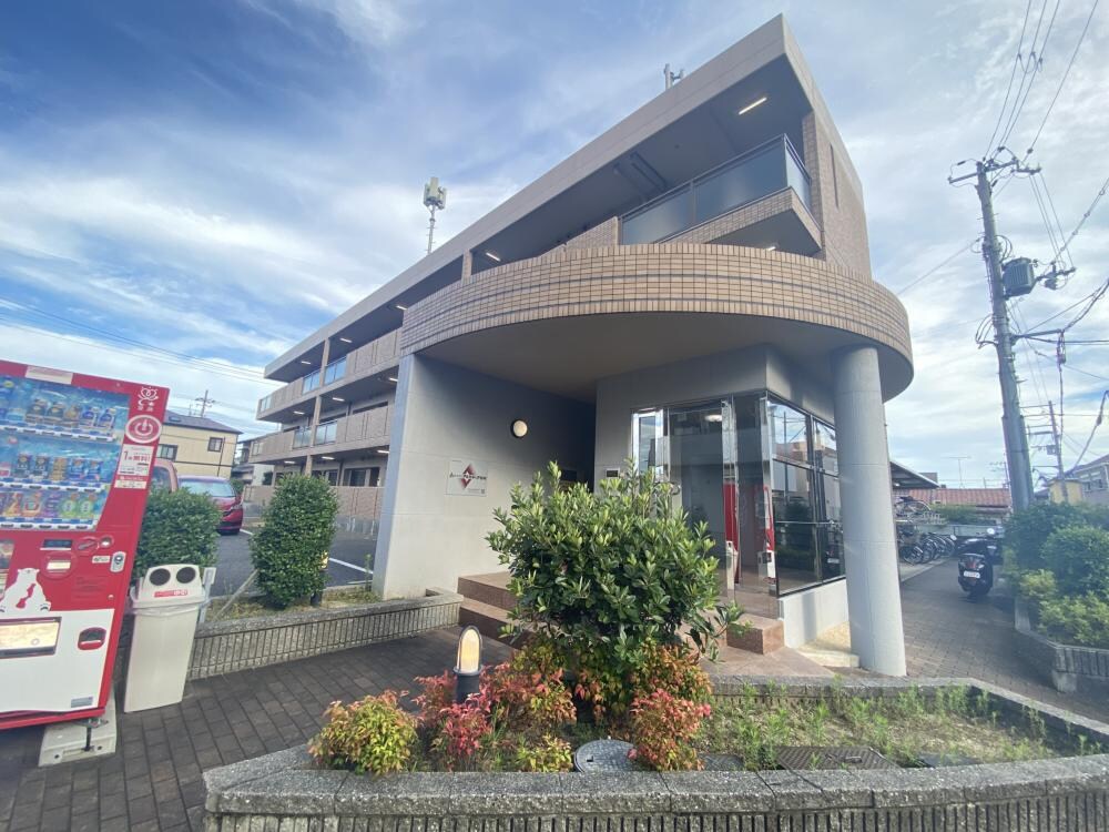 アップルロードの物件外観写真