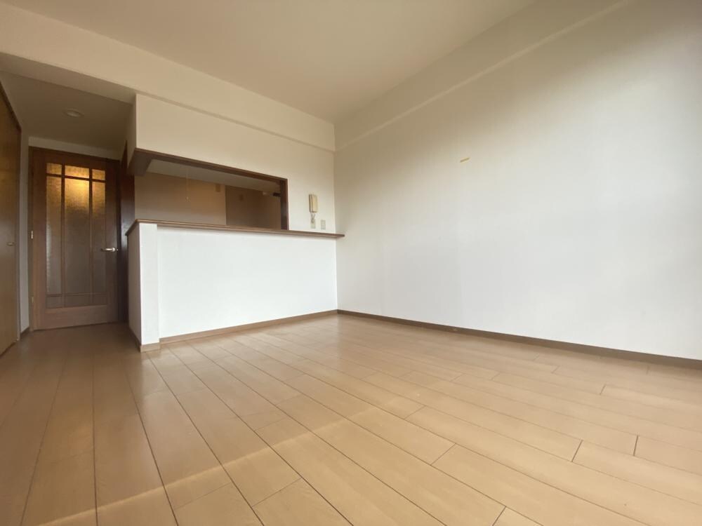 アップルロードの物件内観写真