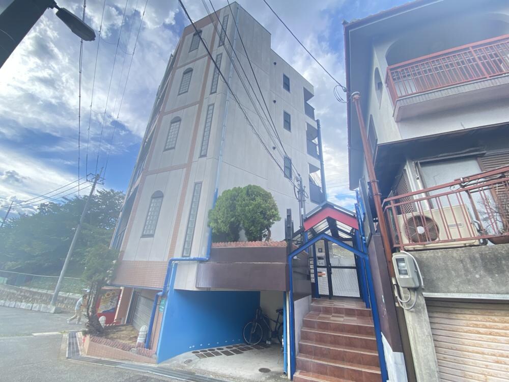 アムール親王塚の物件外観写真