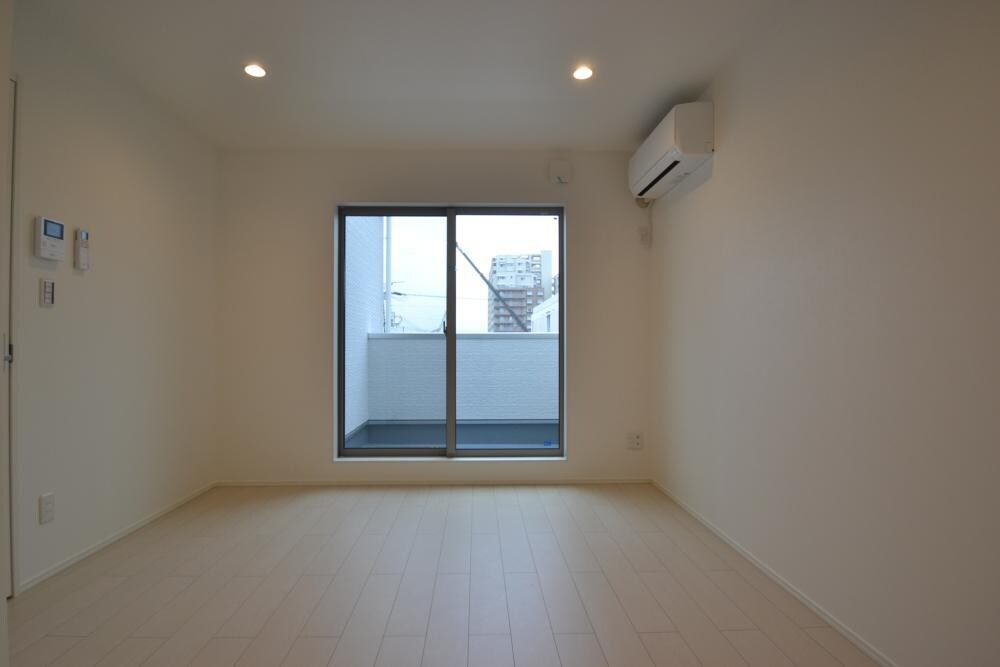 LOTUS Tsukaguchi2の物件内観写真