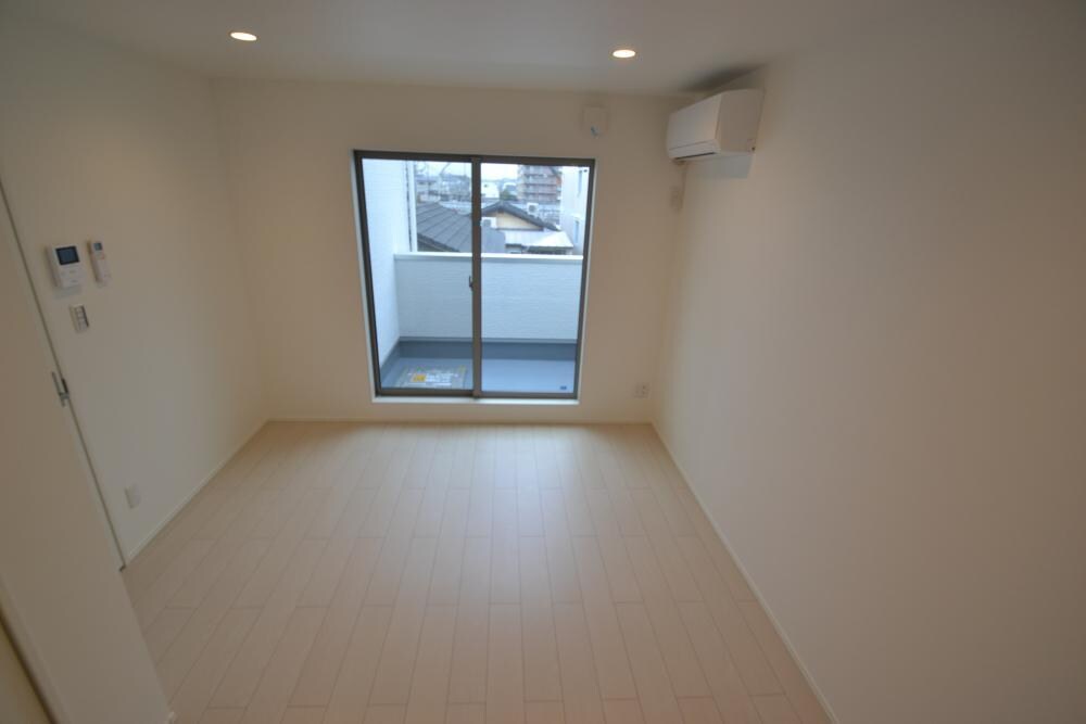 LOTUS Tsukaguchi2の物件内観写真