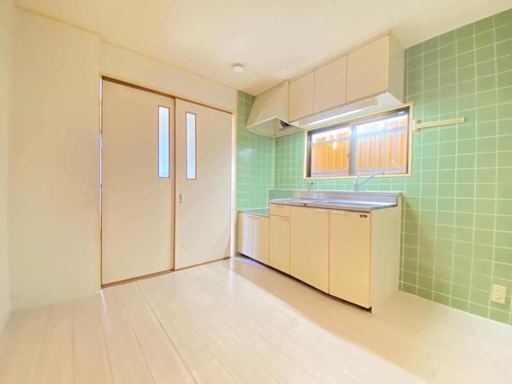 エンプレス南塚口の物件内観写真