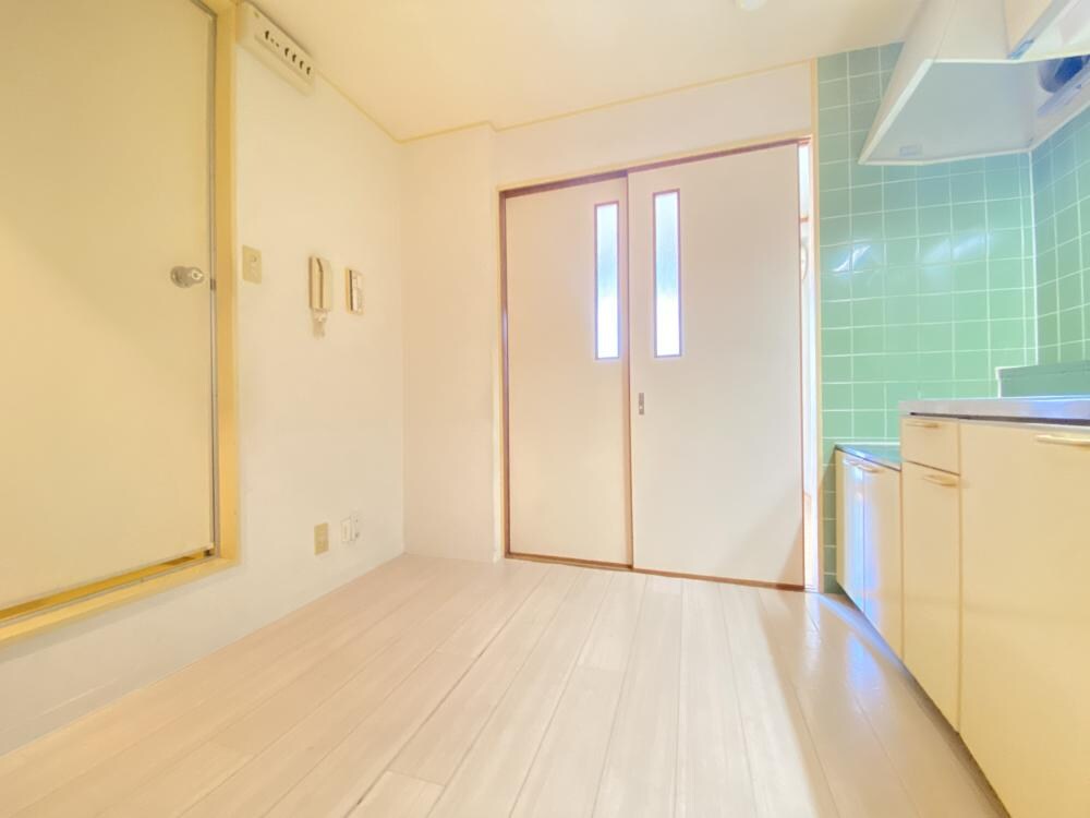 エンプレス南塚口の物件内観写真