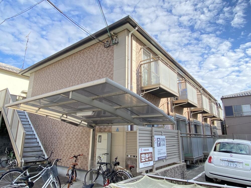 アシーナの物件外観写真