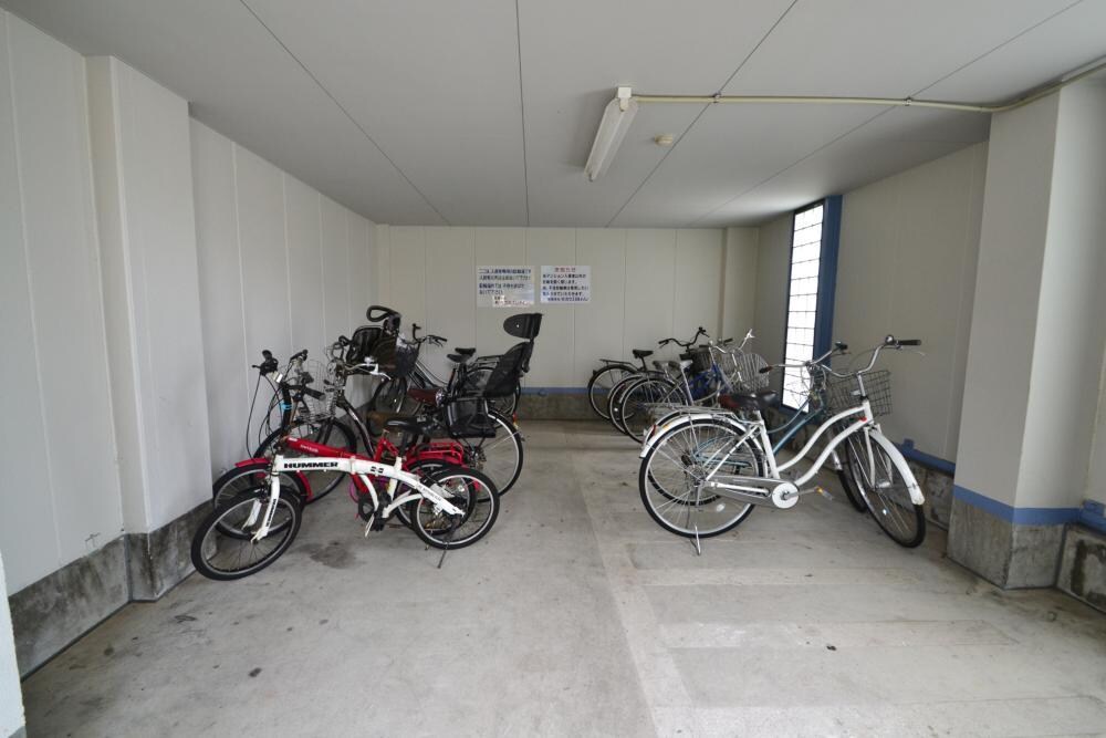 ラヴィール若宮の物件外観写真