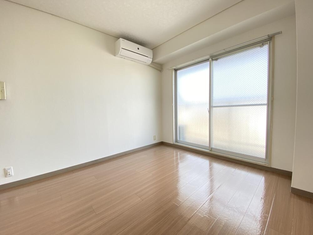 フロントリバー東難波の物件内観写真