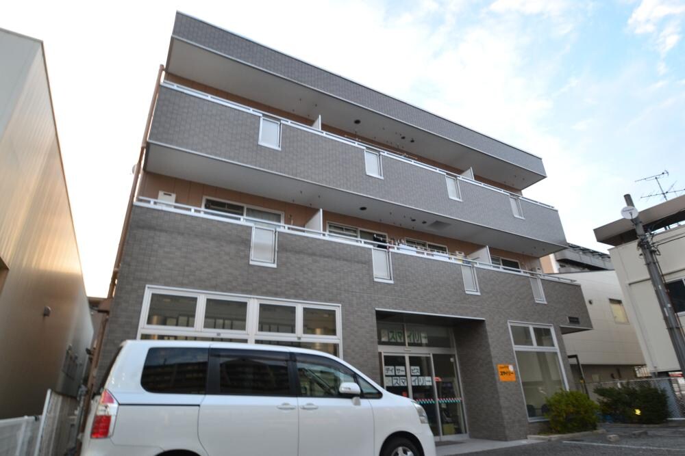 インタルシオ武庫之荘の物件外観写真