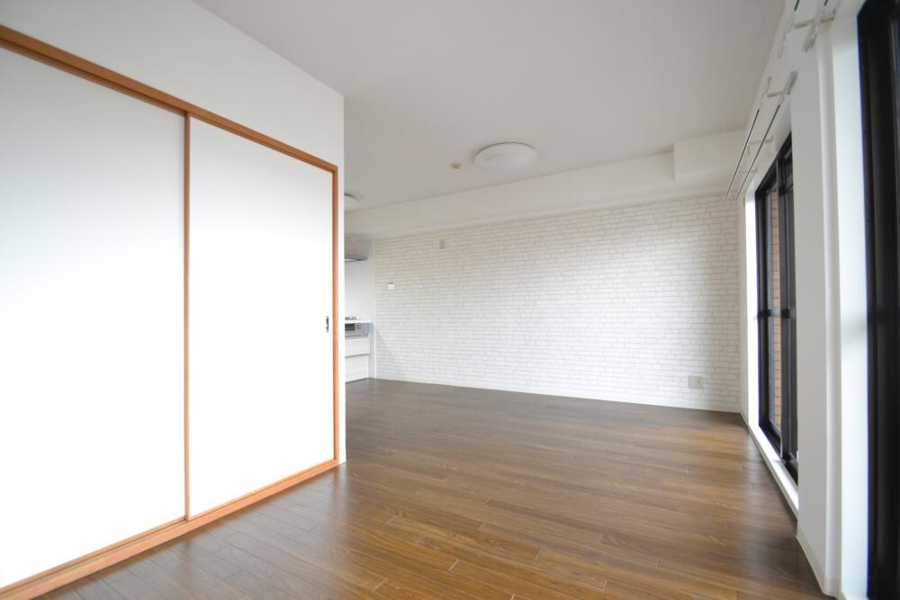 プラマー2番館の物件内観写真